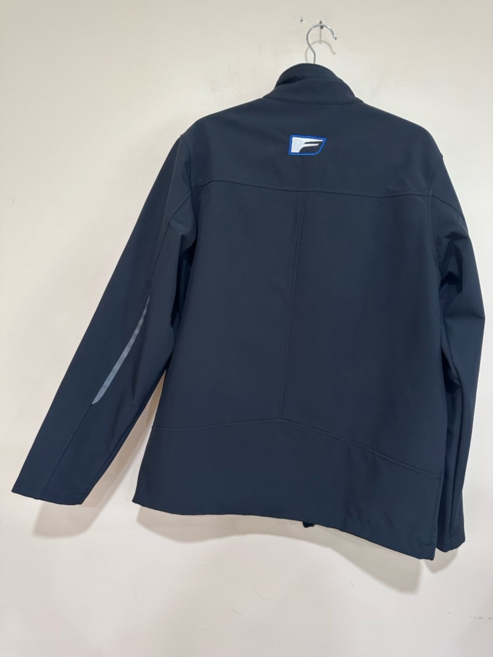 Men’s Lexus Racing Black Softshell Jacket. Size M - Picture 9 of 10